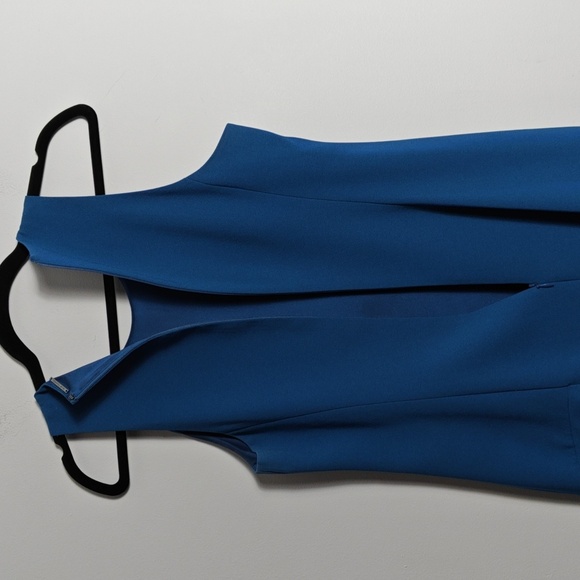 ELIE TAHARI Lalana Asymmetrical Ruffle Dress In Nautilus Size 6 - Picture 10 of 12